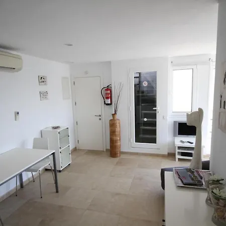 Tamarells 11 Apartment *