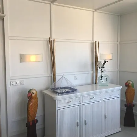 Tamarells 11 * 포엔샤 항구